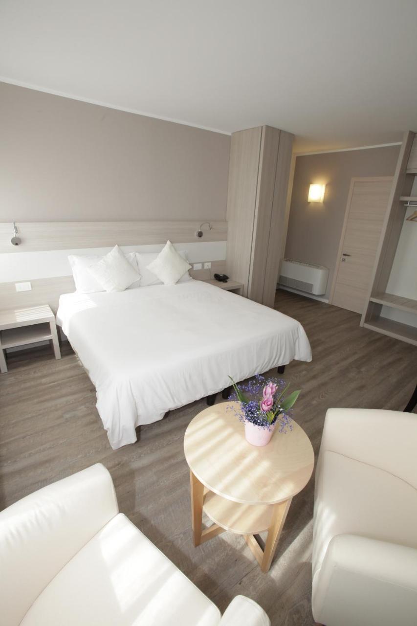 מארוסטיקה Hotel Europa מראה חיצוני תמונה